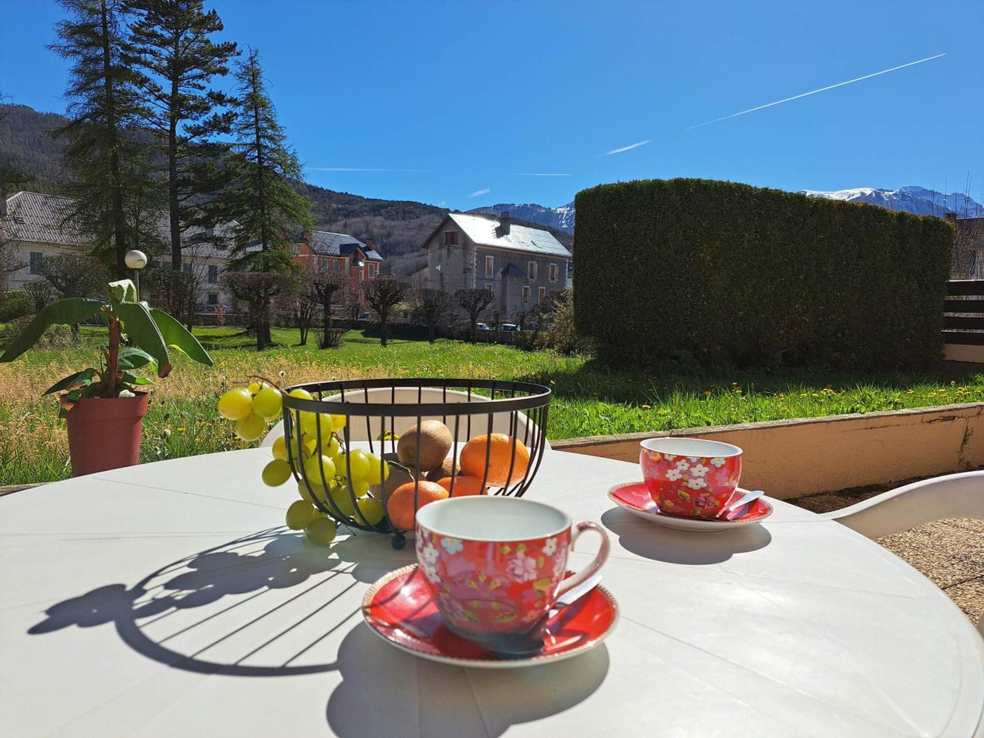 T2 Centre Barcelonnette Avec Garage, Terrasse Et Parc Prive - Fr-1-165A-101 Exterior foto